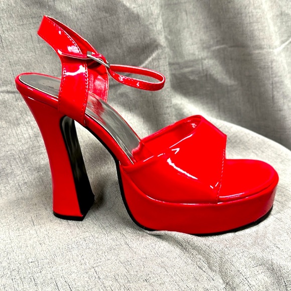 Ellie Red Platform Heeled Sandal Size 10 - Picture 2 of 7